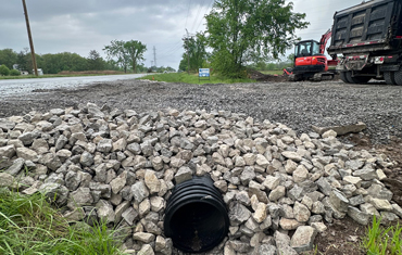 Dynamic Excavating Septic backhoe back hoe Maintenance Drainage septic installs